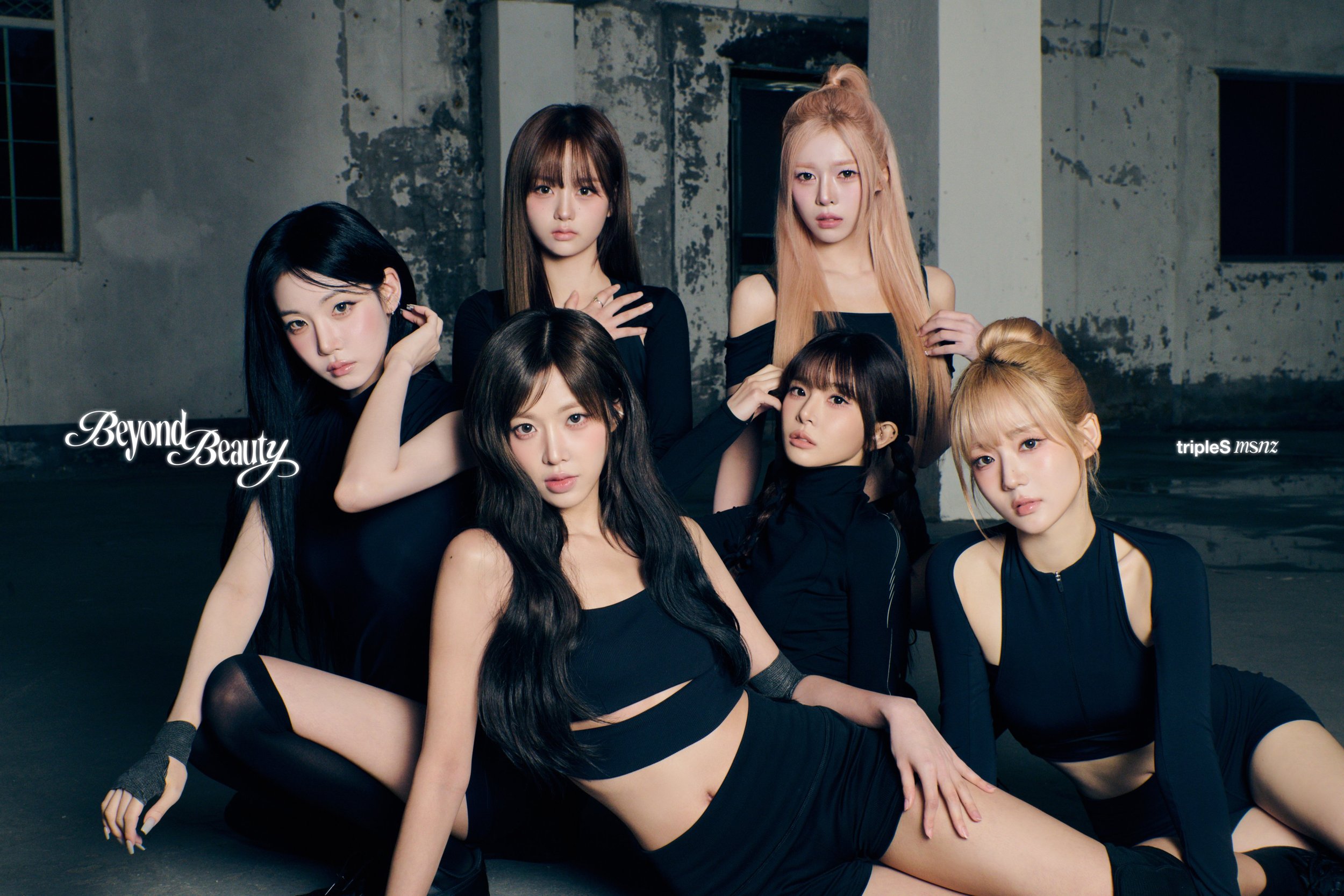 tripleS msnz Beyond EVERLINE サイン リン tripleS - msnz 1st Mini Album Beyond Beauty (Random Ver.)